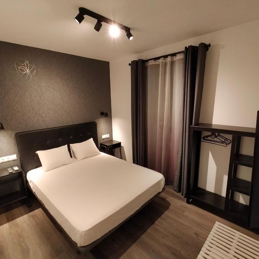 Room Pride Madrid Eksteriør billede