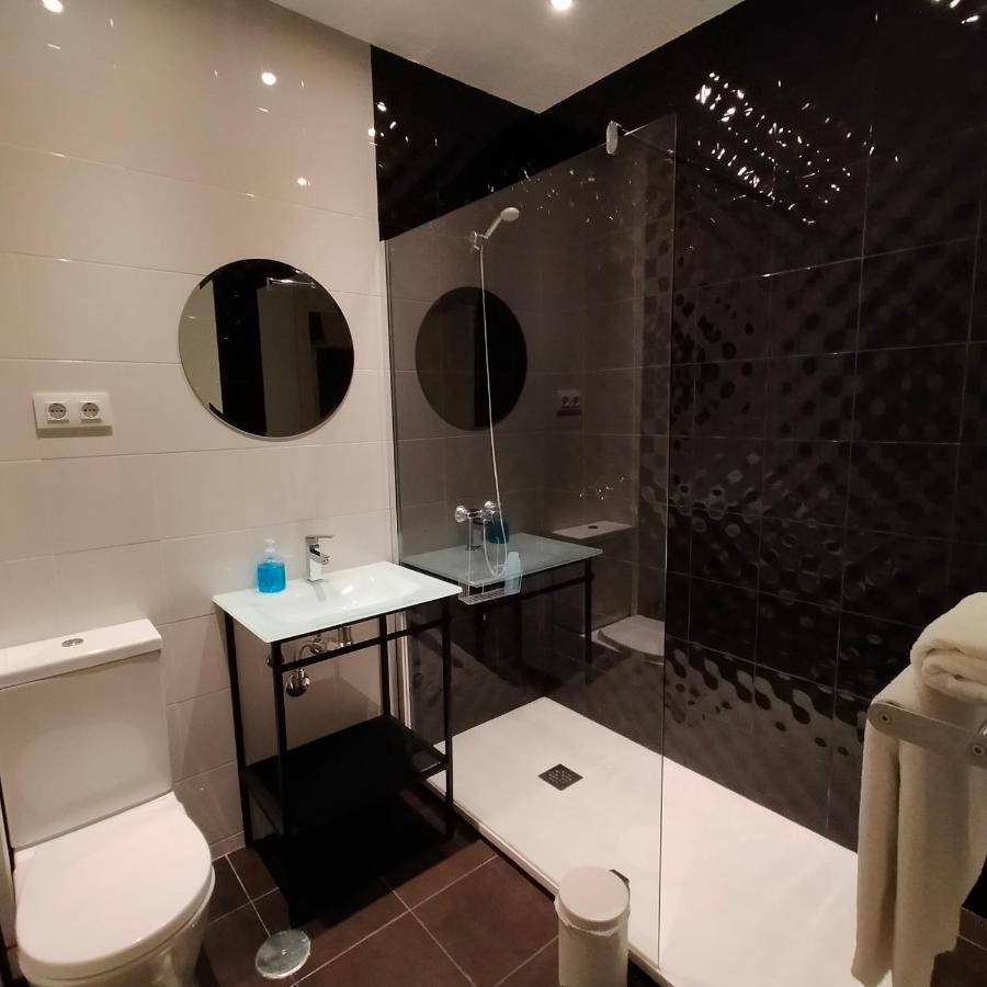 Room Pride Madrid Eksteriør billede